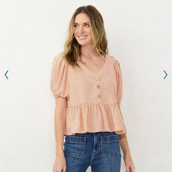 LC Lauren Conrad Gingham Flounce Button V-Neck Top with Puff Sleeves​​​​…​​​ - Picture 1 of 3